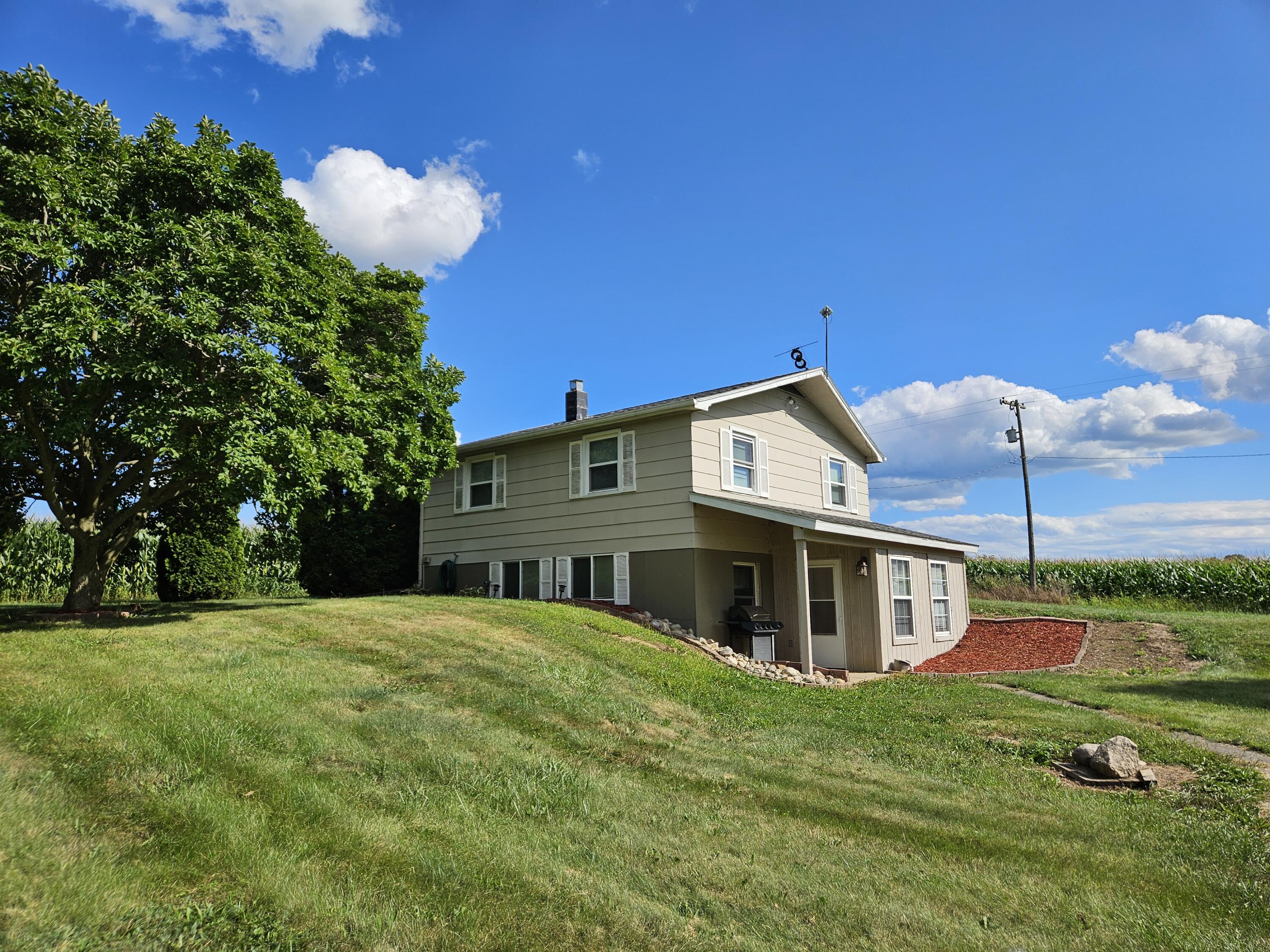 13851 Church Road Pittsford, MI 49271 - Photo 5 of 26 1000022322