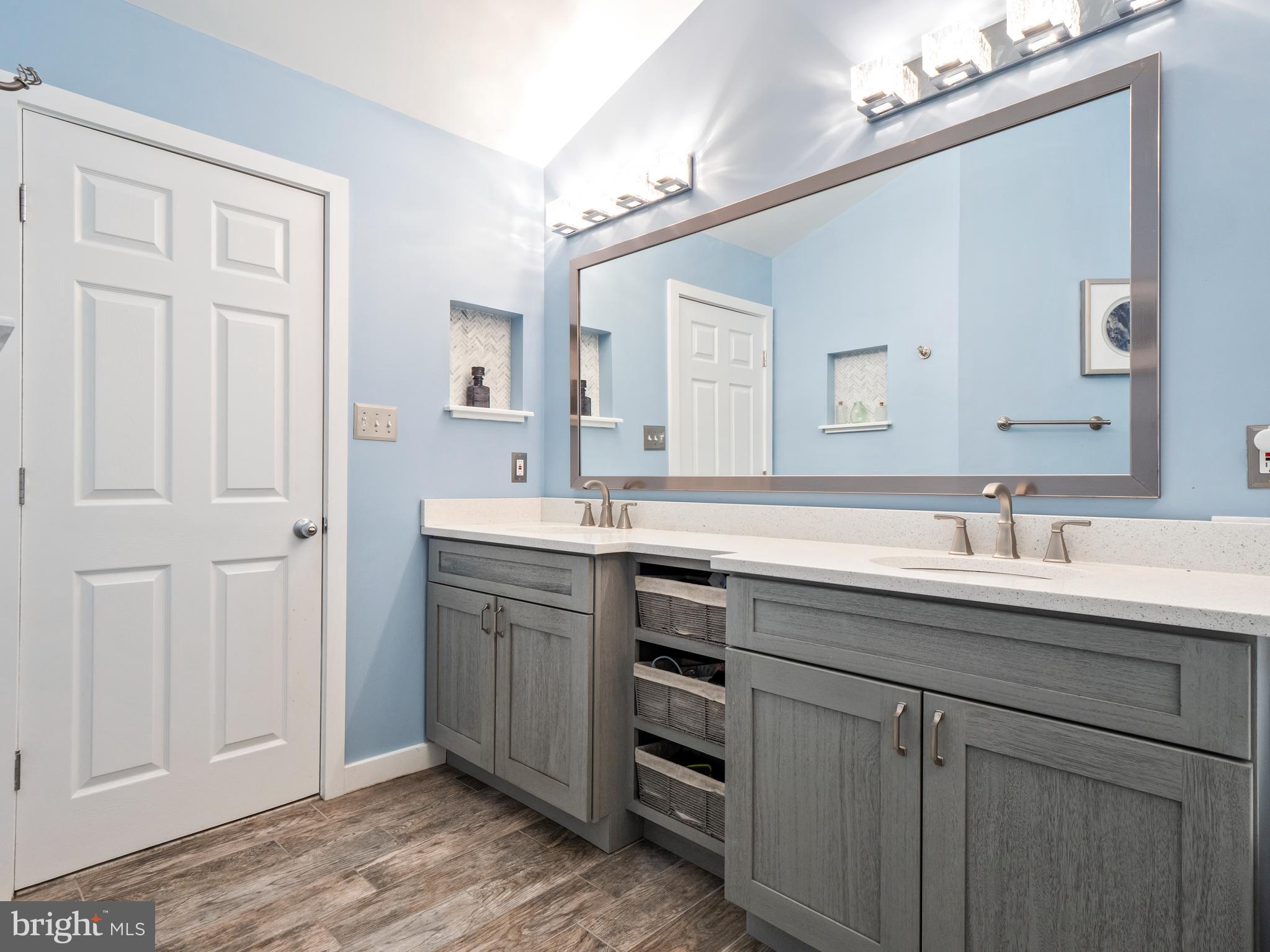 26166 Murrey Drive Chantilly, VA 20152 - Photo 21 of 32