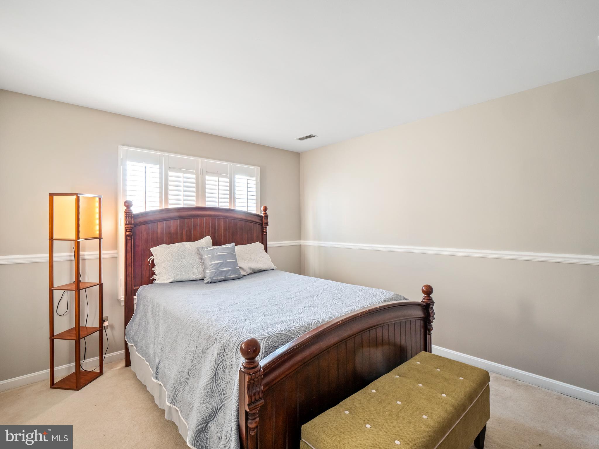 26166 Murrey Drive Chantilly, VA 20152 - Photo 23 of 32