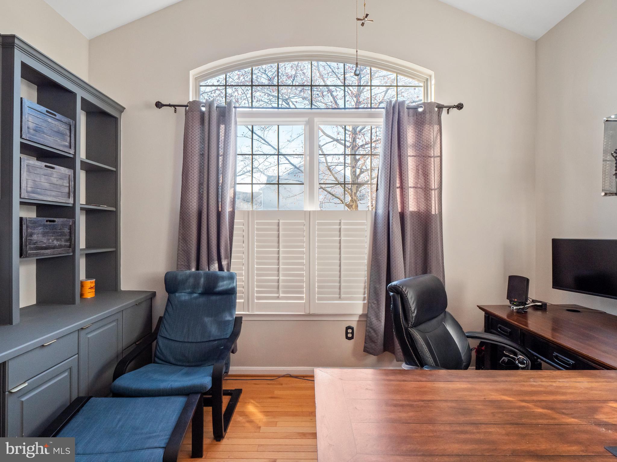 26166 Murrey Drive Chantilly, VA 20152 - Photo 6 of 32