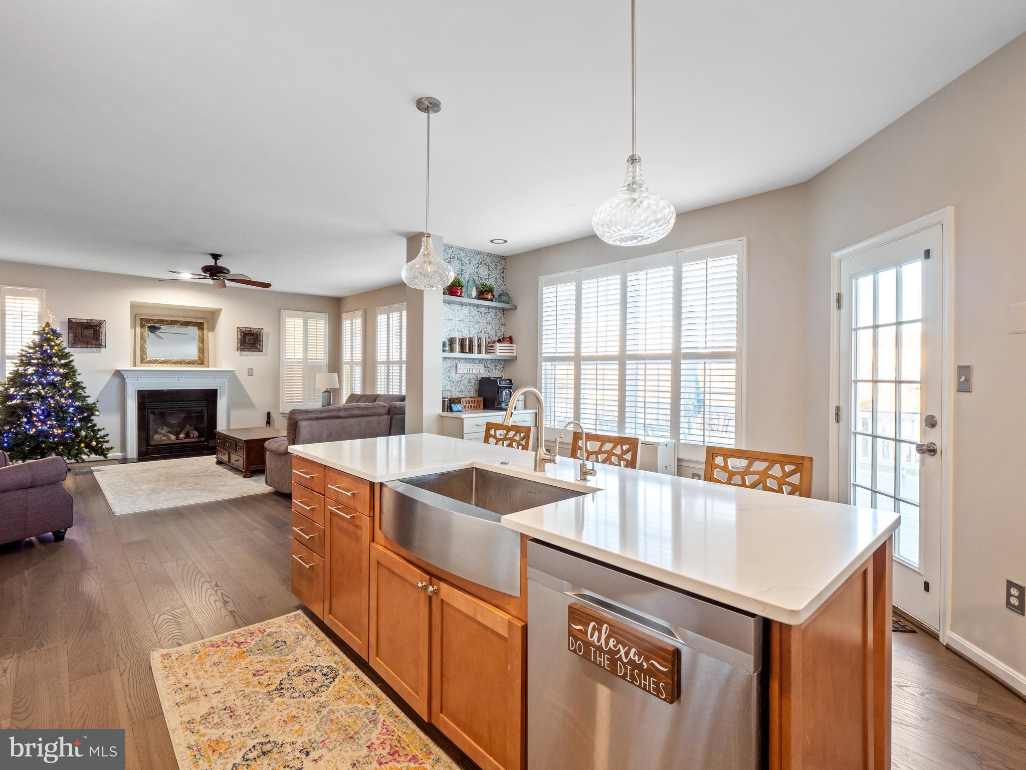 26166 Murrey Drive Chantilly, VA 20152 - Photo 10 of 32