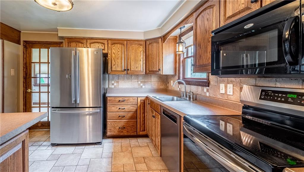 467 Inwood Road Pittsburgh, PA 15237 - Photo 11 of 25