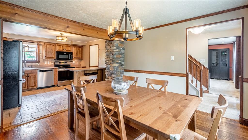 467 Inwood Road Pittsburgh, PA 15237 - Photo 8 of 25