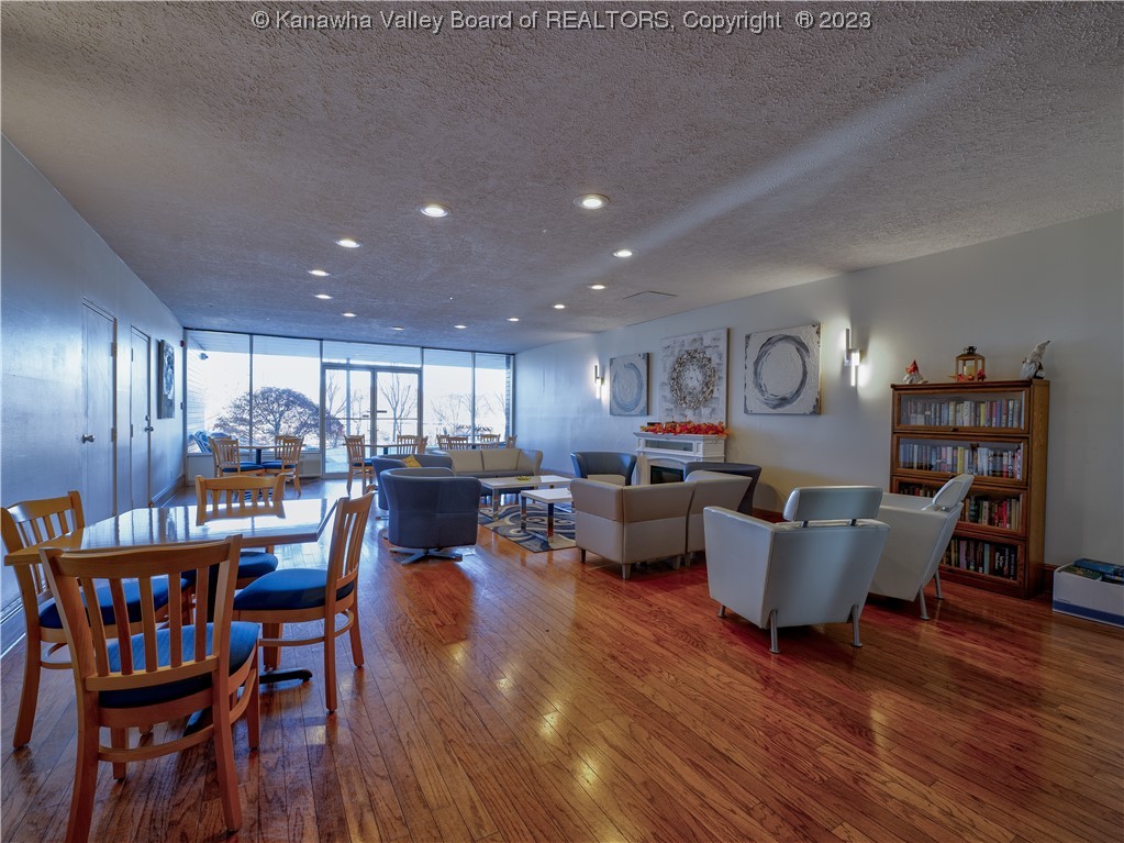 1800 Roundhill Road, Unit 706 Charleston, WV 25314 - Photo 27 of 34 Gallery Image 27
