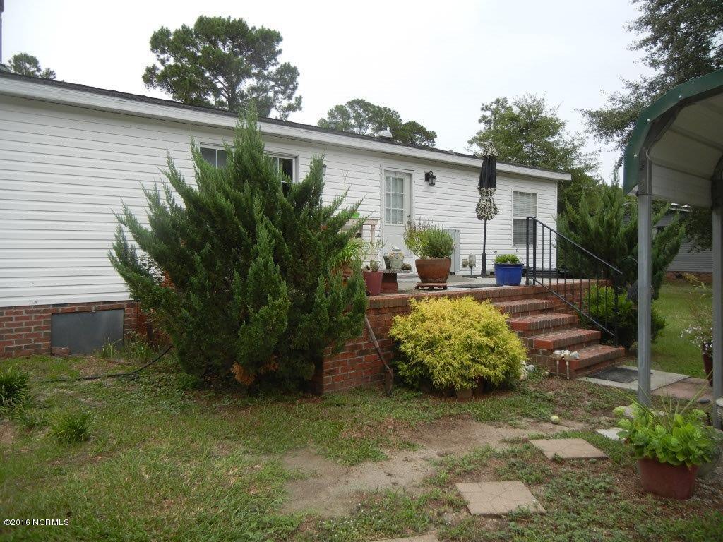 292 Sloop Point Road Hampstead, NC 28443 - Photo 38 of 44 40. back