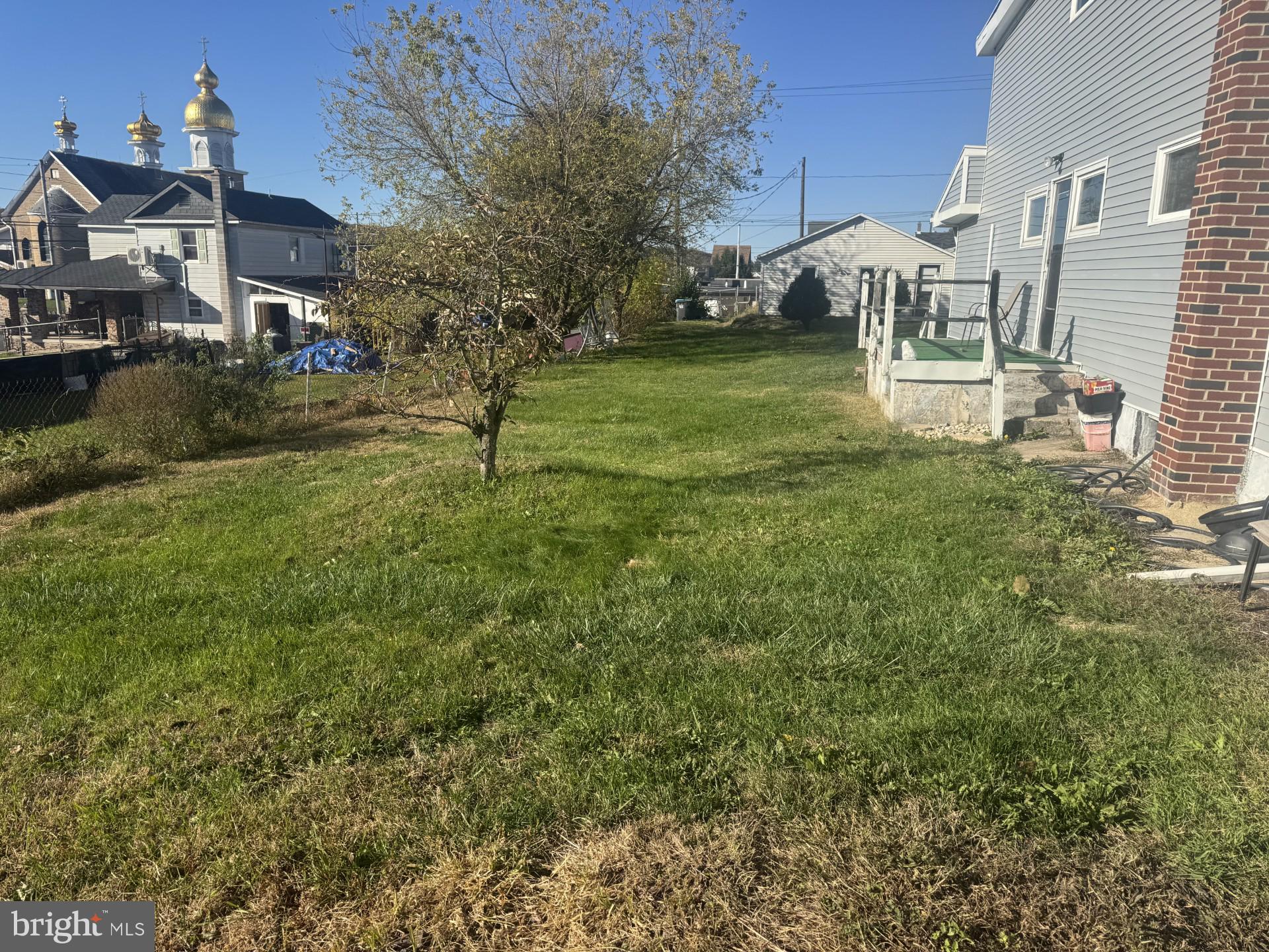 142 South Middle Street Frackville, PA 17931 - Photo 25 of 26 a front view of a house with a yard