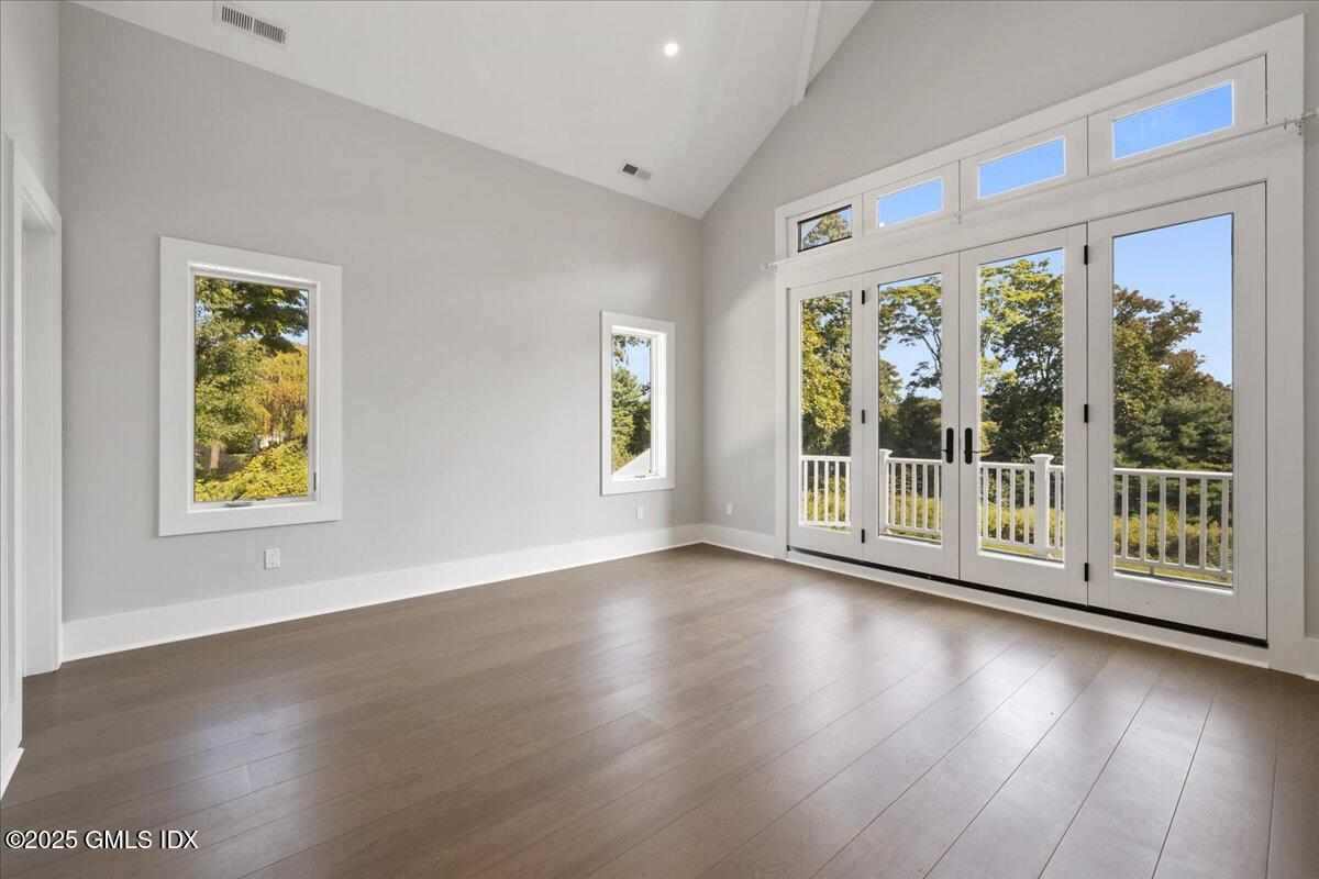 424 Taconic Road Greenwich, CT 06831 - Photo 13 of 35 a view of an entryway with wooden floor