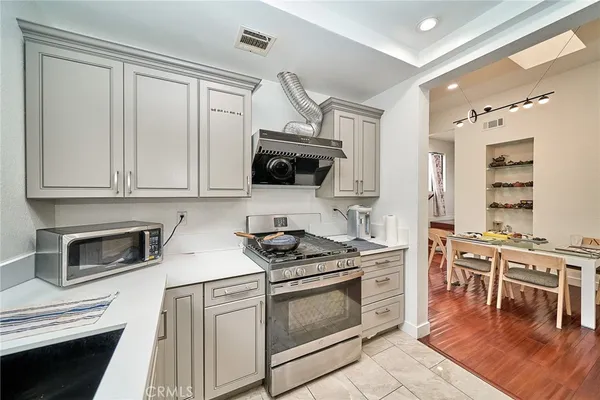 $515,000 | 4900 North Grand Avenue, Unit 306, Covina, CA 91724