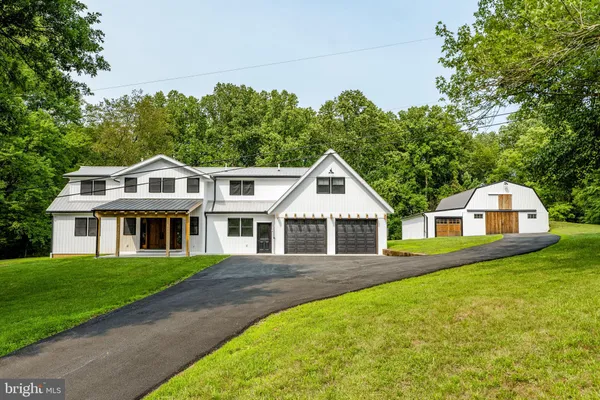 $829,900 | 150 Fox Hollow Road, Pequea, PA 17565