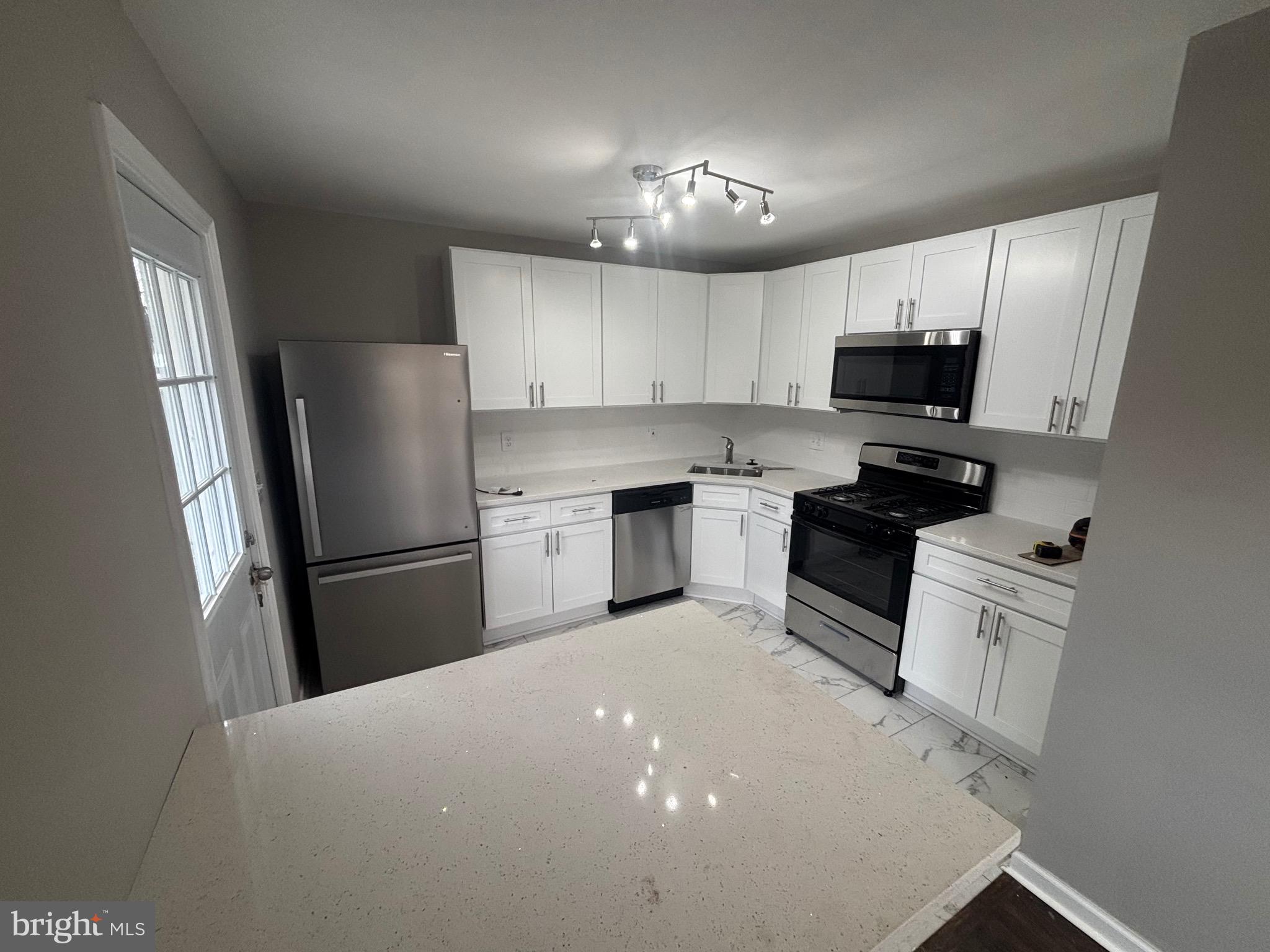 13304 Old Hanover Road Reisterstown, MD 21136 - Photo 3 of 30