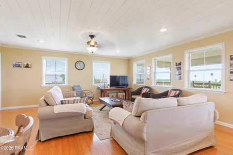 $225,000 | 3955 Highway 319, Cypremort Point, LA 70538
