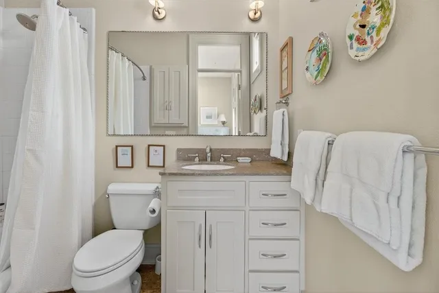 a view of an entryway with staircase