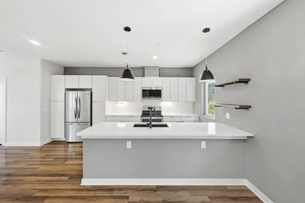 $2,395 | 5924 South Congress Avenue, Unit 63S, Austin, TX 78745