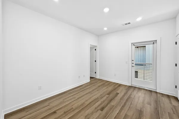 $2,395 | 5924 South Congress Avenue, Unit 63S, Austin, TX 78745