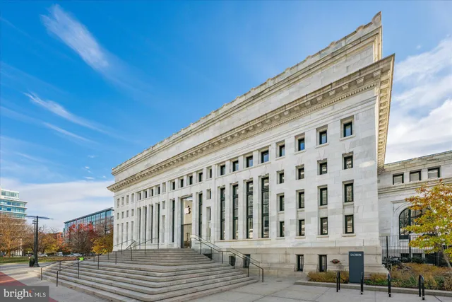 $450,000 | 460 New York Avenue Northwest, Unit 504, Washington, DC 20001