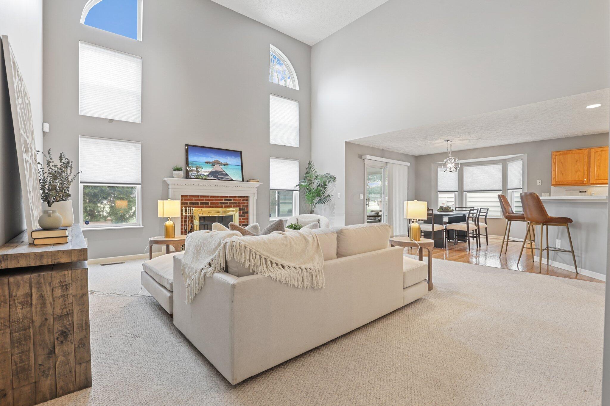 145 Rivers Edge Way Columbus, OH 43230 - Photo 25 of 69 Great Room