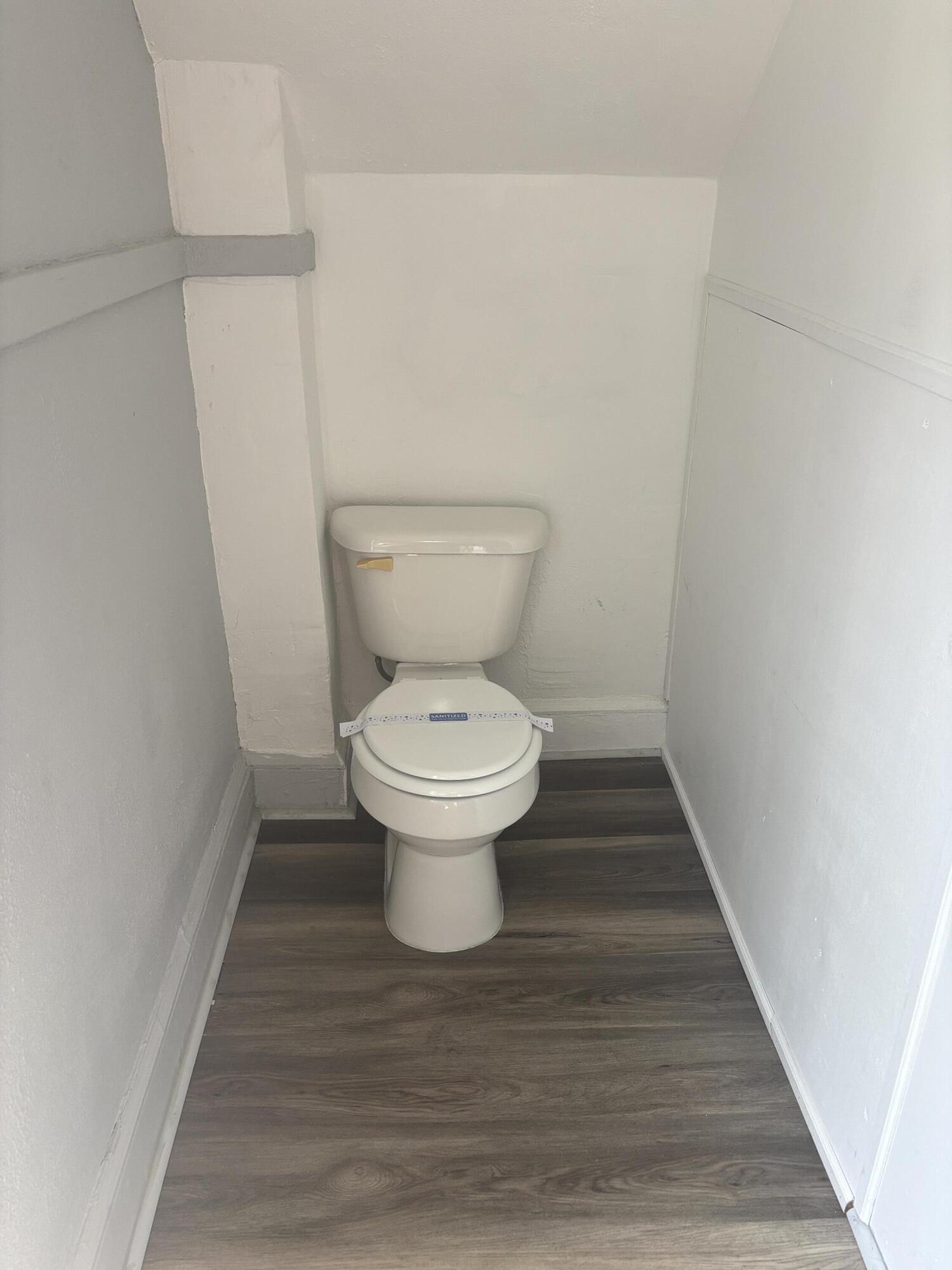 633 West North Street, Unit 2 Kalamazoo, MI 49007 - Photo 8 of 16 IMG_3440