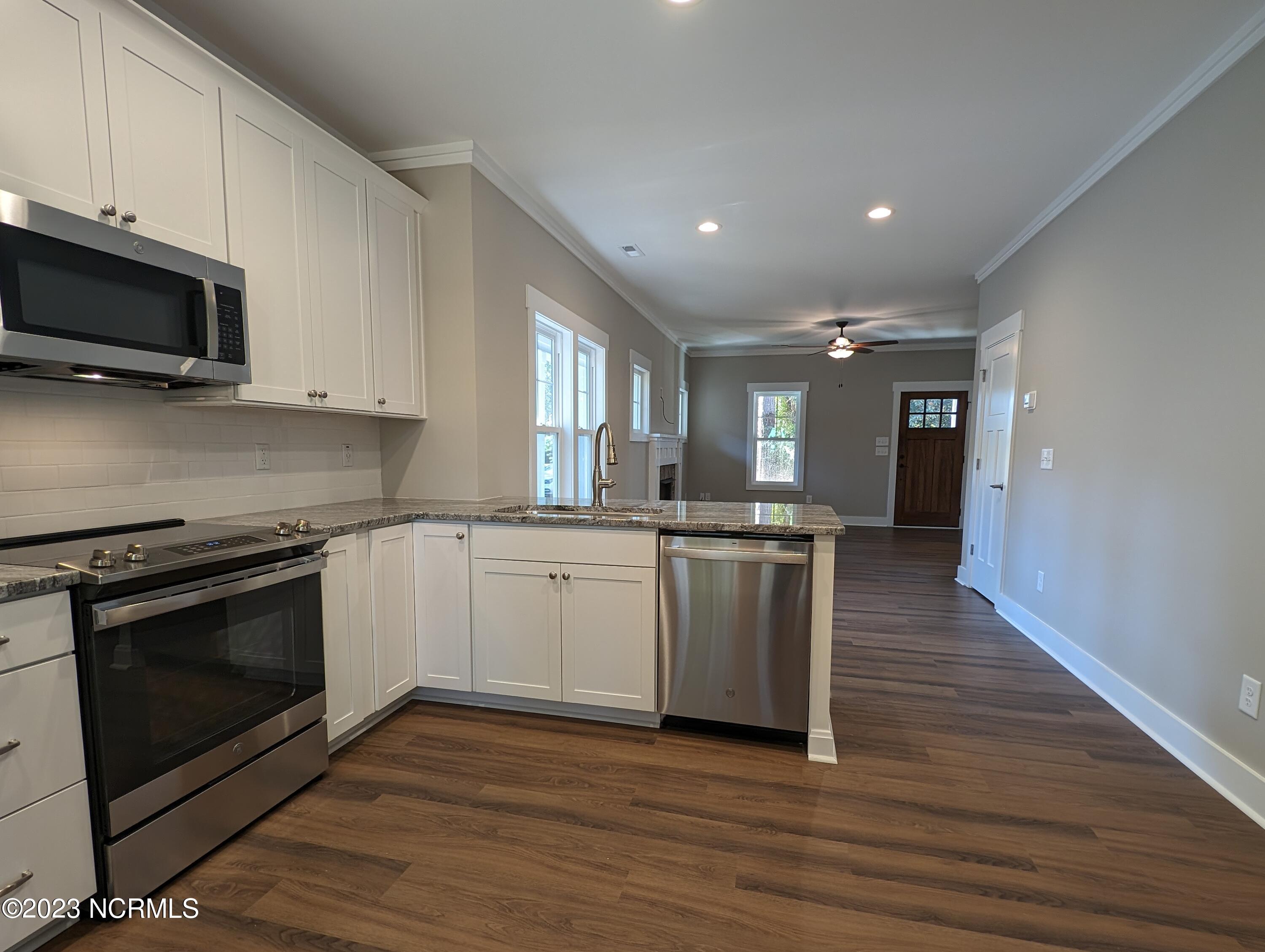 295 Duncan Road Southern Pines, NC 28387 - Photo 3 of 38 PXL_20231013_153519282