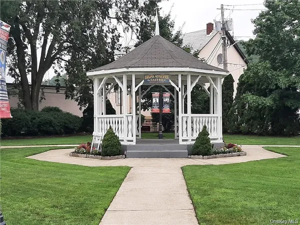 $209,000 | 17 Revere Court, Unit 2413, Suffern, NY 10901