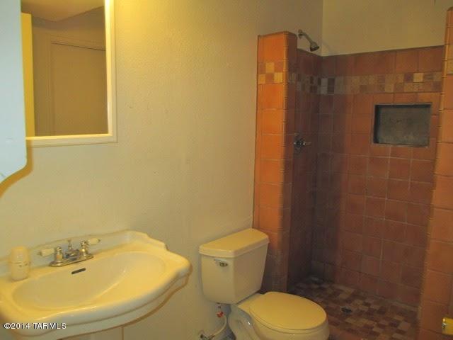 1047 East Halcyon Road Tucson, AZ 85719 - Photo 17 of 19