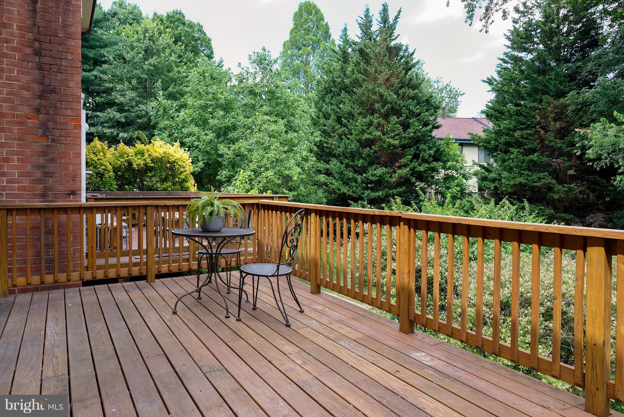2107 Golf Course Drive Reston, VA 20191 - Photo 6 of 21 REAR DECK FOR OUTSIDE LIVING