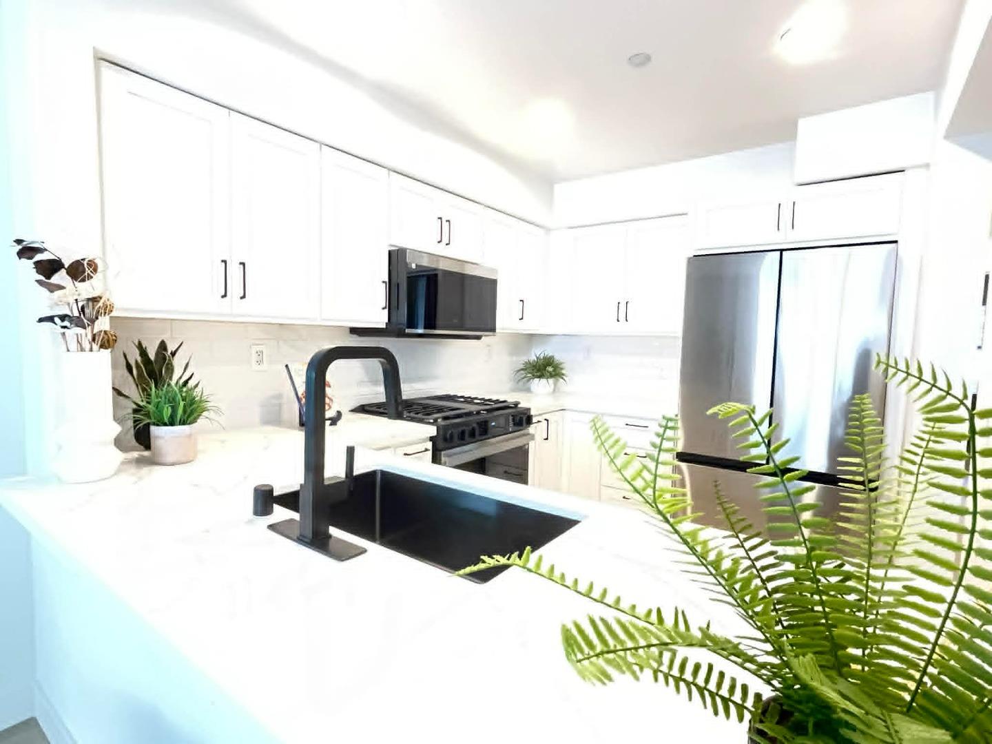 20 Torregata Loop San Jose, CA 95134 - Photo 19 of 39