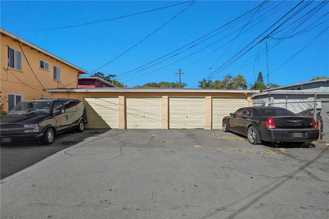 1405 South Broadway Santa Ana, CA 92707 - Photo 11 of 18