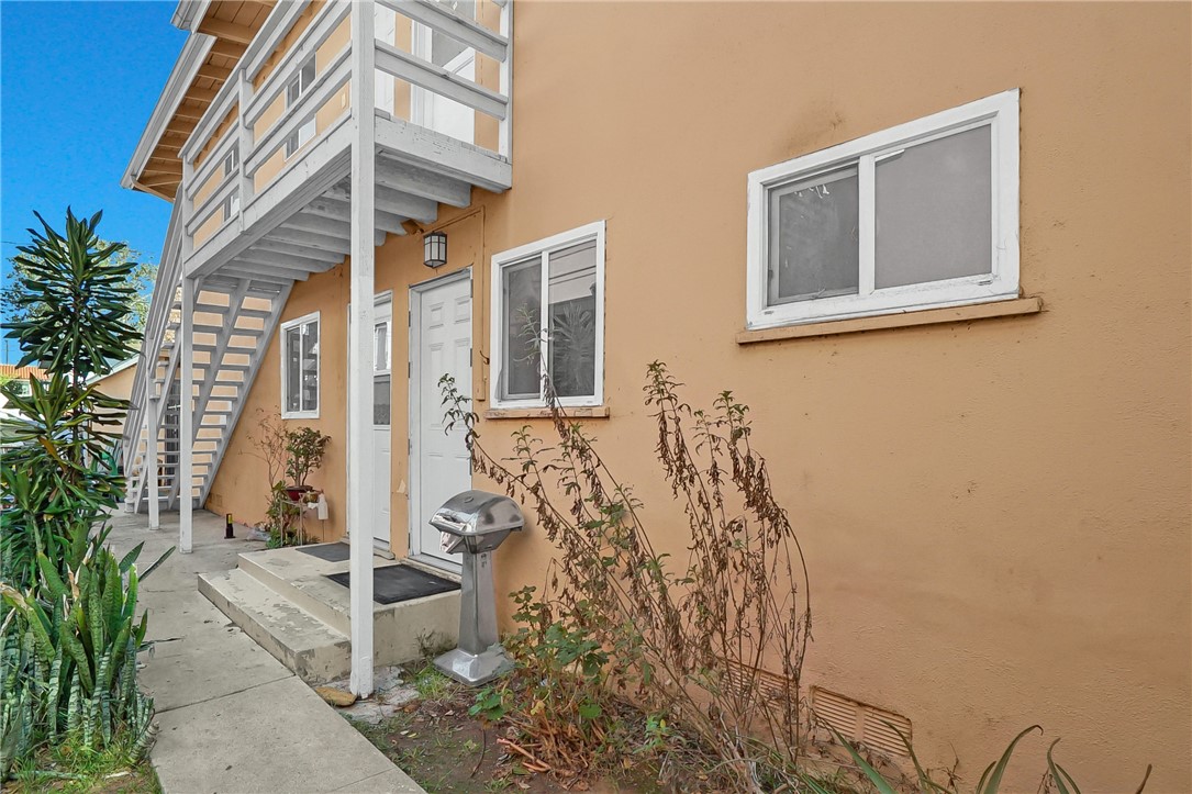 1405 South Broadway Santa Ana, CA 92707 - Photo 6 of 18