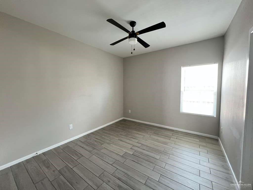 5701 Swallow Avenue, Unit 3 Mission, TX 78573 - Photo 6 of 8