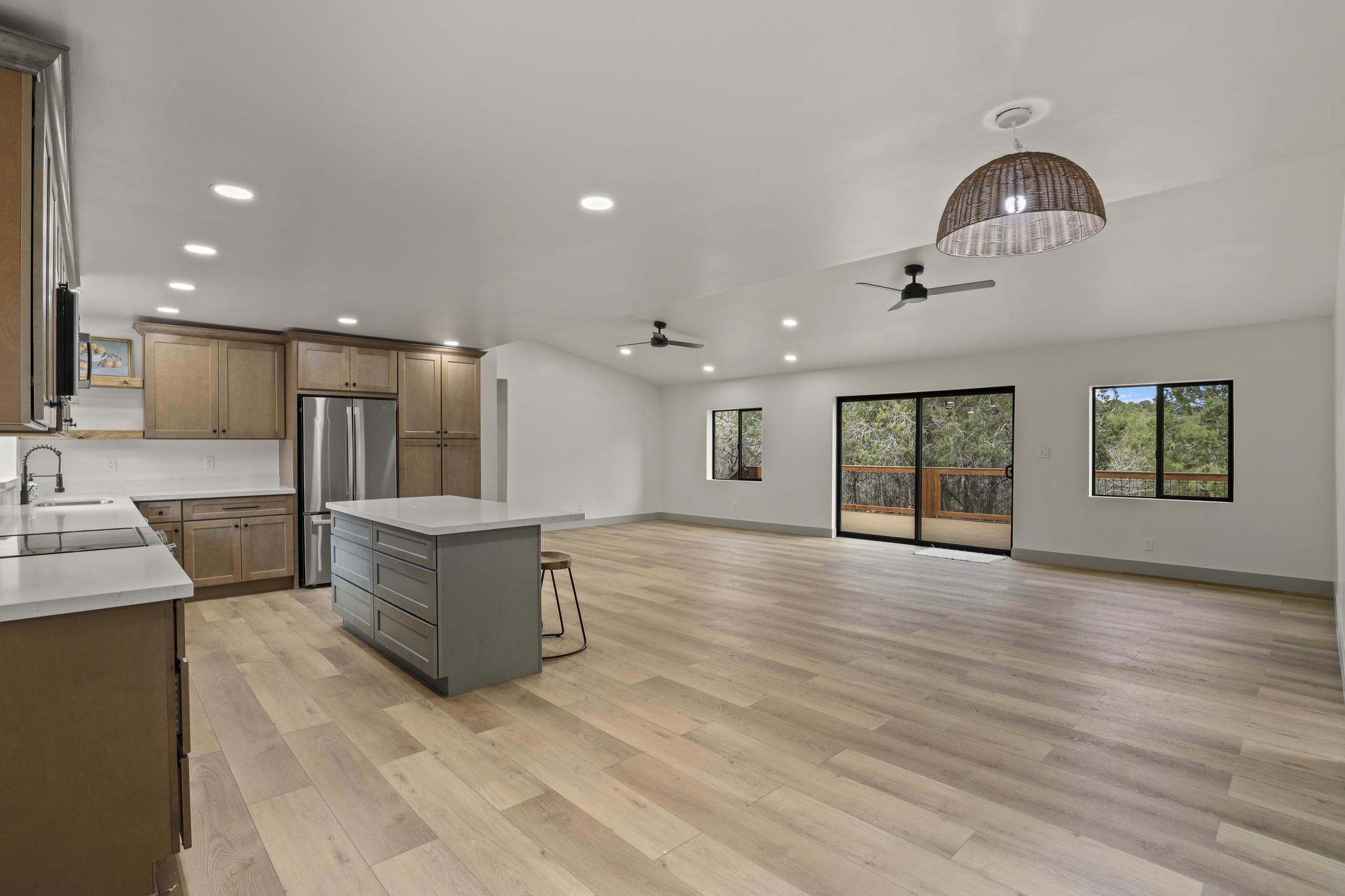 169 North Lee's Way Payson, AZ 85541 - Photo 5 of 37