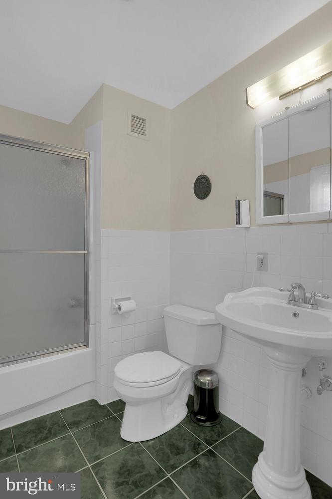 1508 Pelham Road Harrisburg, PA 17110 - Photo 33 of 41 #WelcomeHome #Bathroom