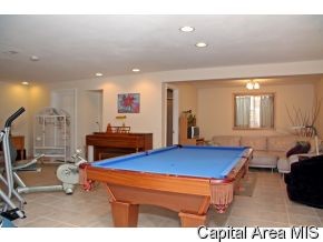 3908 Oakview Drive Springfield, IL 62712 - Photo 9 of 12