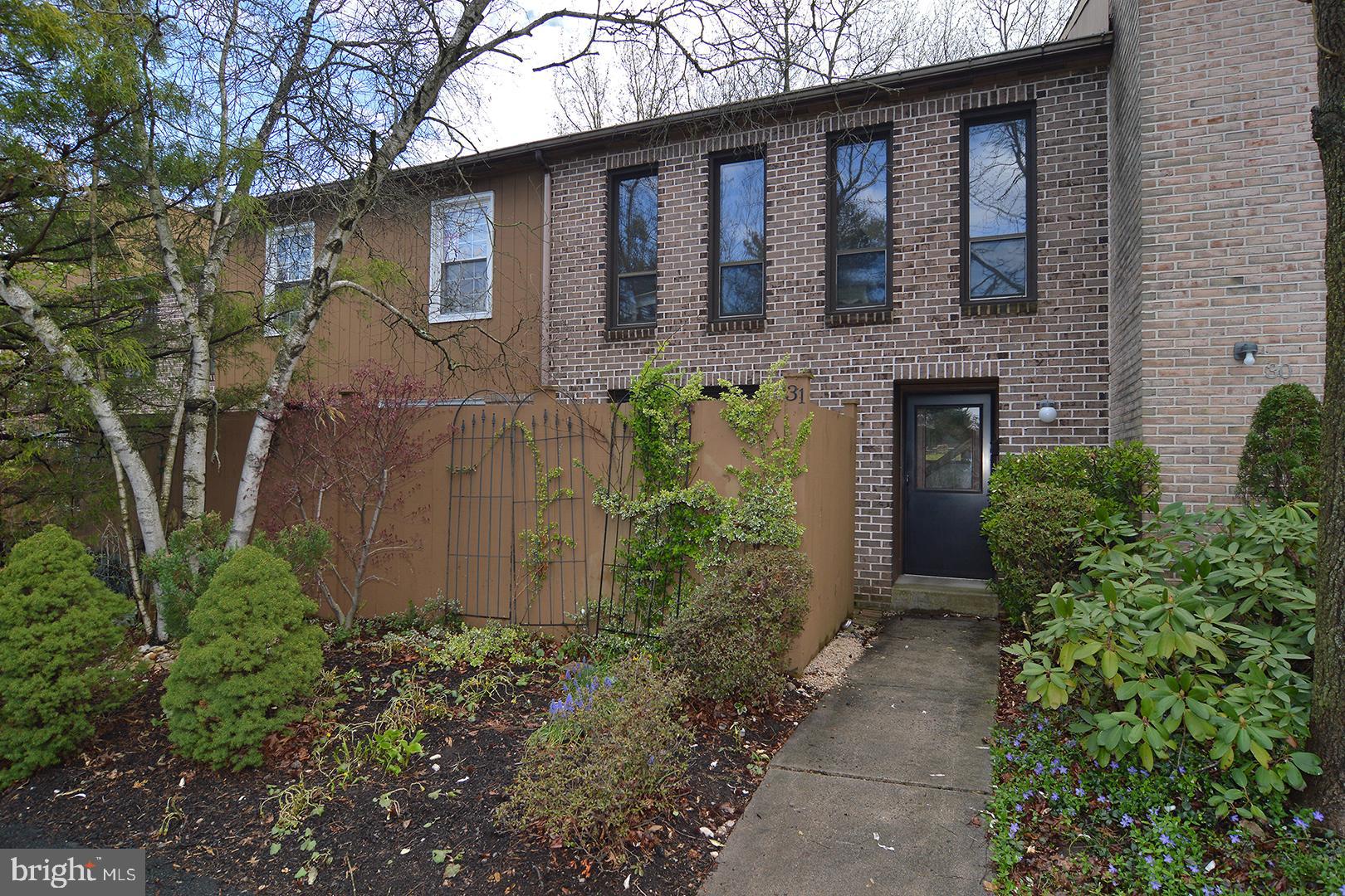 31 Pinehurst Court Reading, PA 19607 - Photo 1 of 26 Gallery Image 1