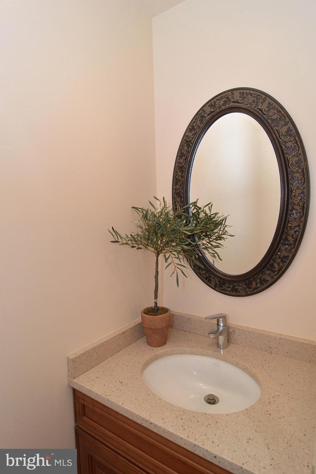 31 Pinehurst Court Reading, PA 19607 - Photo 12 of 26 Gallery Image 12