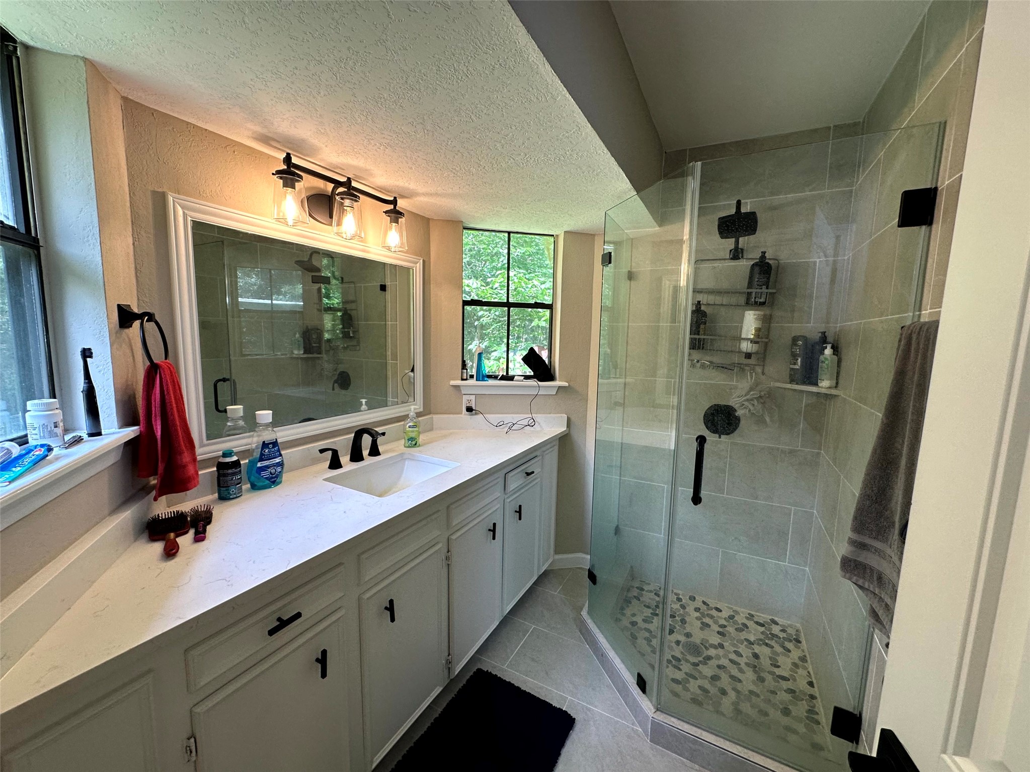 12289 Thompson Road Willis, TX 77318 - Photo 12 of 20 Primary bath with walk-in shower.