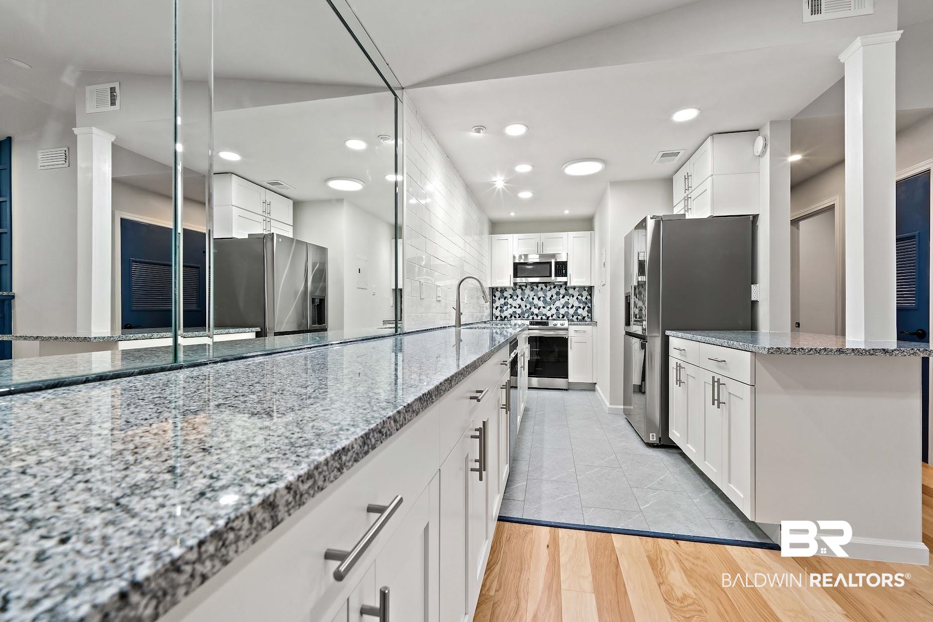1251 Henckley Avenue, Unit 206 Mobile, AL 36609 - Photo 4 of 22