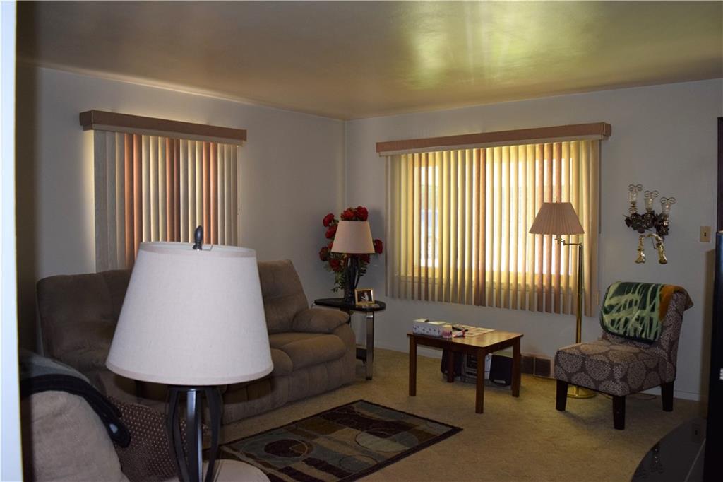 720 Ganges Way Pittsburgh, PA 15207 - Photo 7 of 11 Gallery Image 7