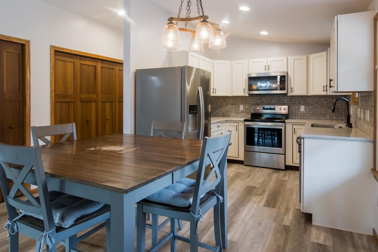 3807 West County Line Road Buckley, MI 49620 - Photo 6 of 28