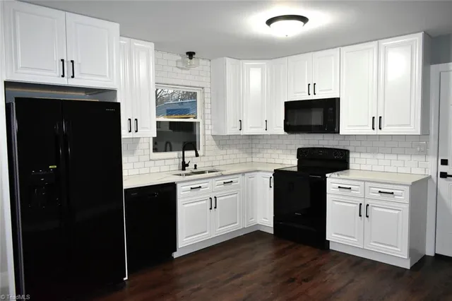 $254,900 | 258 Badgett Avenue, Mount Airy, NC 27030