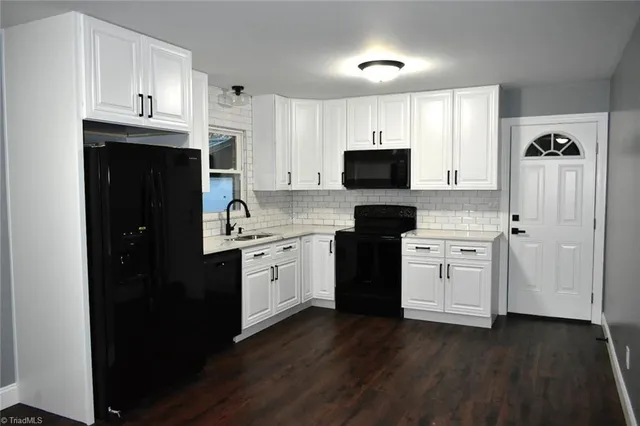 $254,900 | 258 Badgett Avenue, Mount Airy, NC 27030