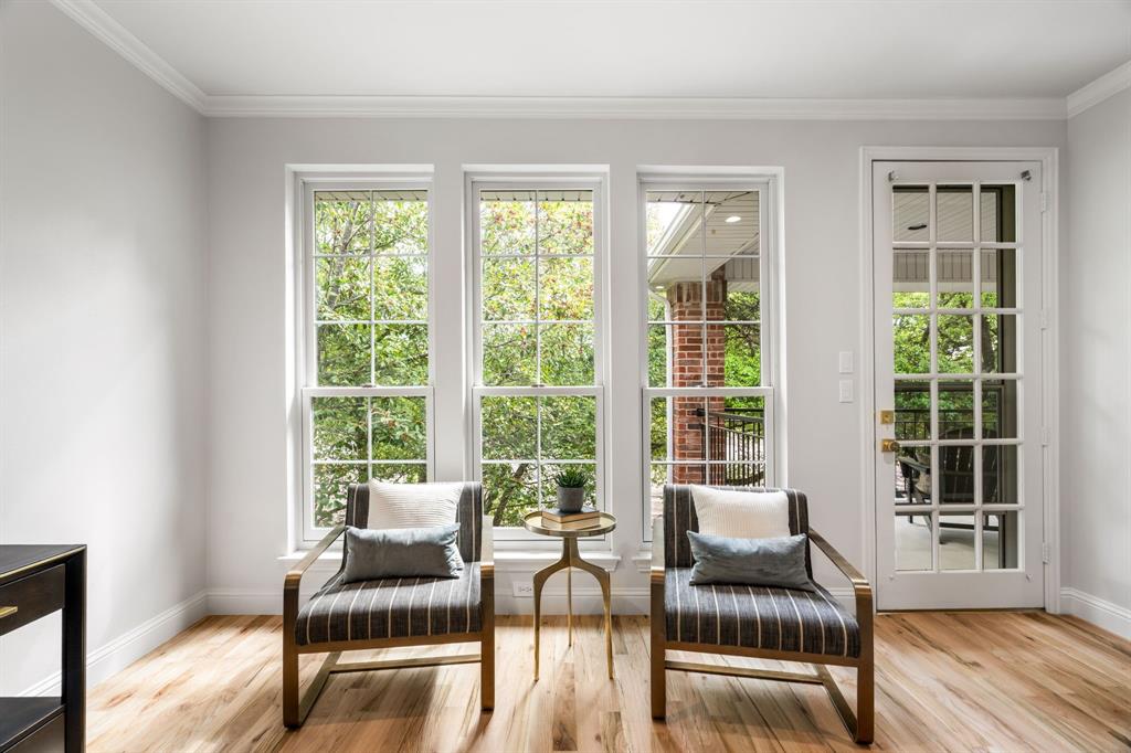 5120 Briar Tree Drive Dallas, TX 75248 - Photo 23 of 40 a living room with furniture and a large window
