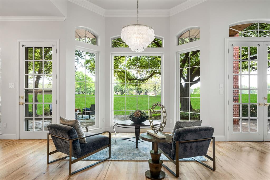 5120 Briar Tree Drive Dallas, TX 75248 - Photo 8 of 40 a living room with furniture and a large window
