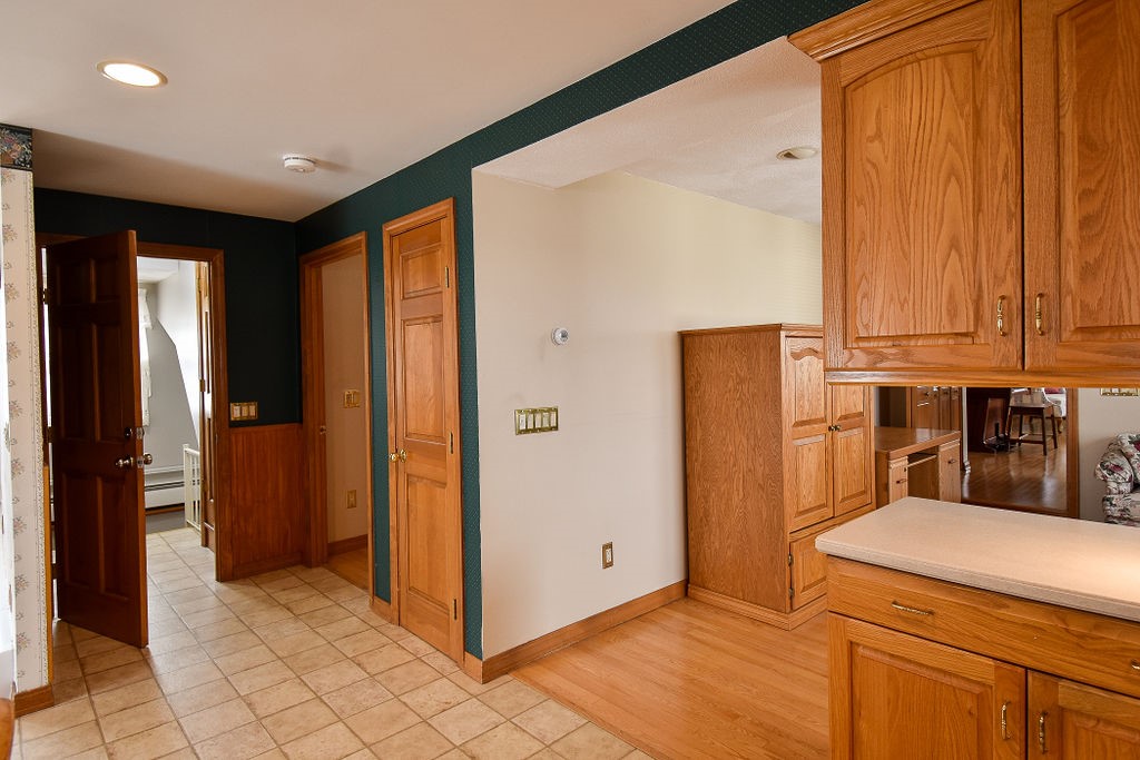 87 Division Street Lincoln, RI 02838 - Photo 22 of 28