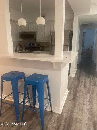 $2,900 | 1282 Beach Boulevard, Unit 123, Biloxi, MS 39530