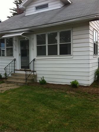 26 Alberta Street Springfield, MA 01108 - Photo 3 of 26