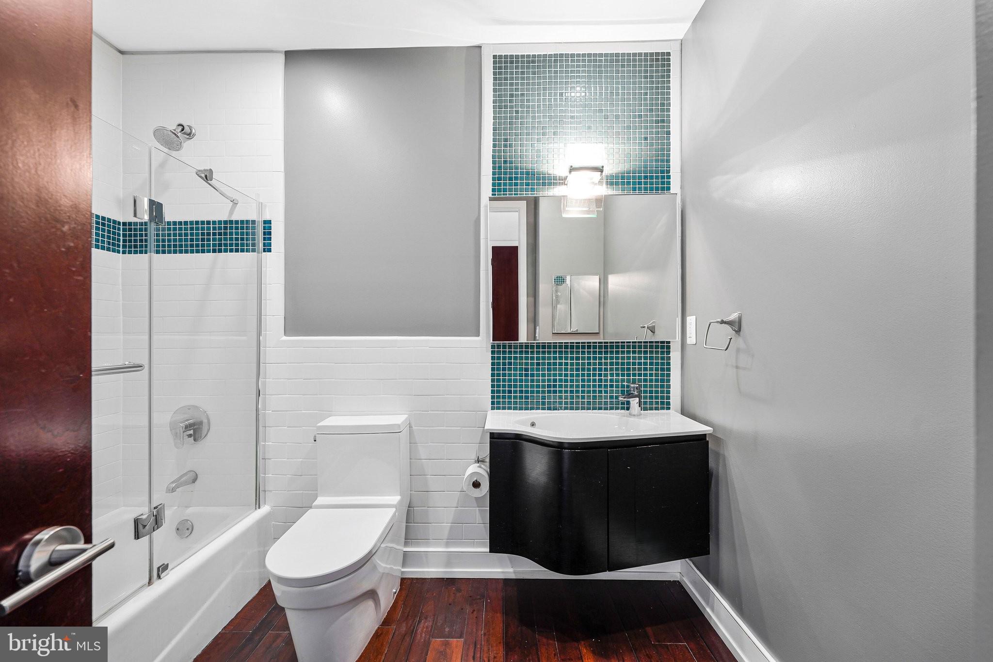 1931 12th Street Northwest, Unit A Washington, DC 20009 - Photo 13 of 47 Main level full bath