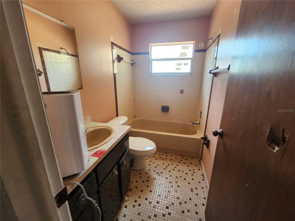 2377 Giovanni Avenue Spring Hill, FL 34608 - Photo 10 of 14