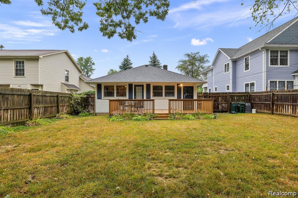 836 Miller Avenue Rochester, MI 48307 - Photo 37 of 38