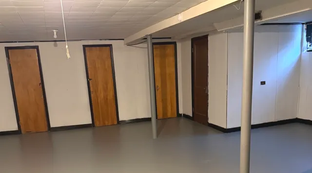 $3,900 | 11706 South Artesian Avenue, Chicago, IL 60655