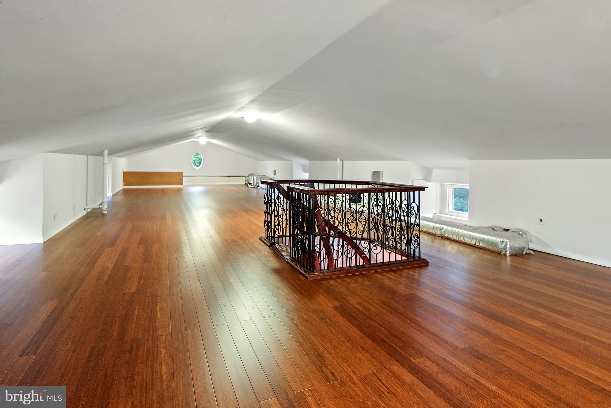 6345 South Point Road Berlin, MD 21811 - Photo 62 of 107 3rd Floor w/ Separate Geo Thermal HVAC
